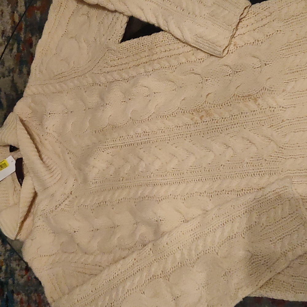 Perry Ellis sweater